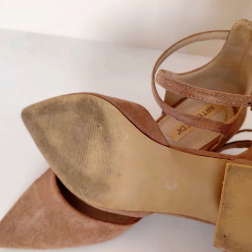 Arte Piedi pink suede pumps size 36 like new