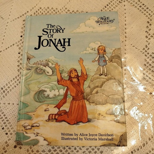 The Story of Jonah children's book like new, color illustrated in English