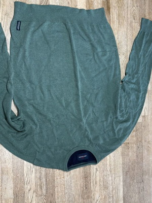 Funky Buddha Medium thin green pullover like new