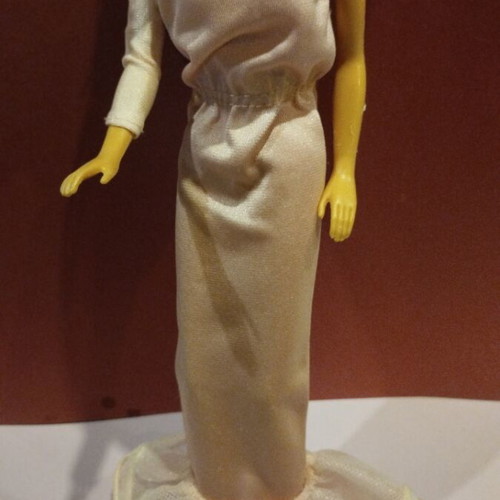 Barbie Vintage Dinner Party Doll Like New