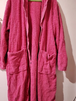 Pennie XL bathrobe used with hood and belt