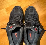 Nike Shox R4 like new, size 44, black sneakers