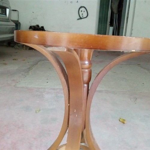 Skeleton coffee table rotunda used