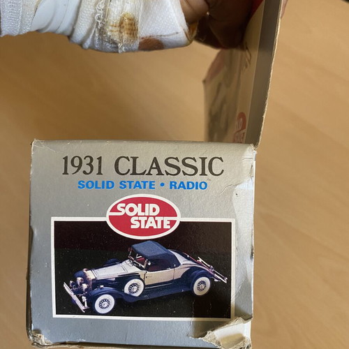 Vintage collectible radio car new