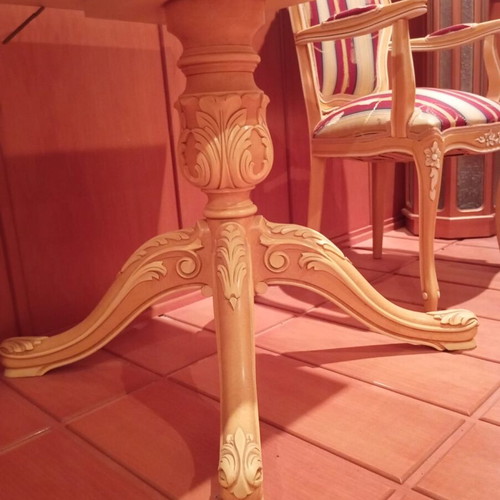 Handmade dining table with 4 chairs like new, neoclassical baroque style