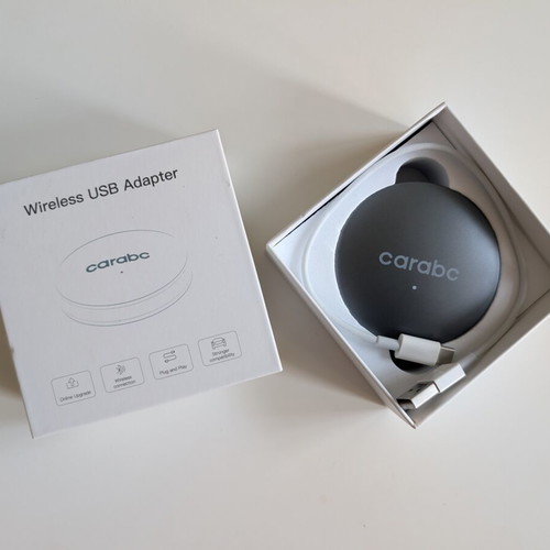 Wireless CarPlay Adapter like new for iOS