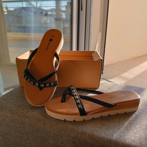 Slippers size 36 like new, black