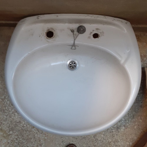 Ideal Standard sink with grid used
