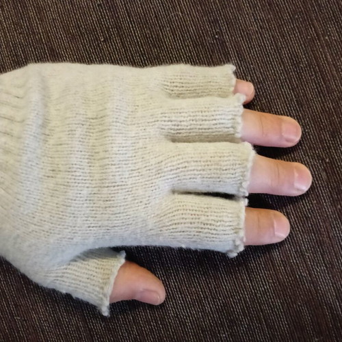 Gray gloves with cut fingers like new