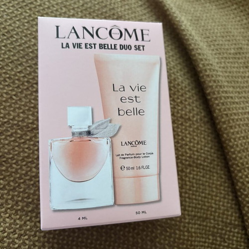 Lancome La Vie Est Belle Duo Set new, miniature 4ml and 50ml lotion