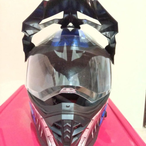 On Off and Enduro Motorcycle Helmet like new, size L