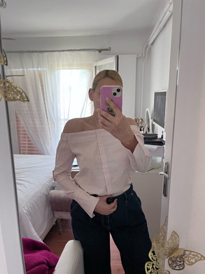 Stradivarius off-shoulder striped white pink blouse like new