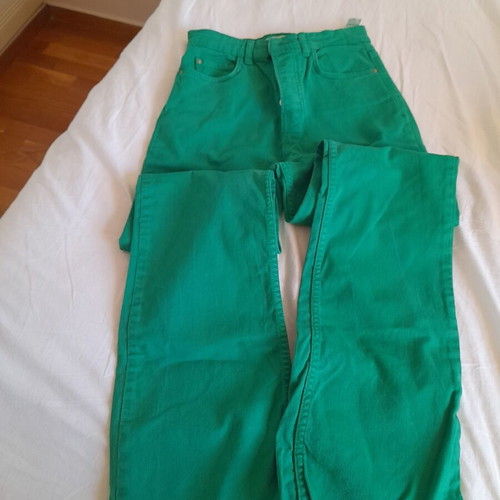 Stradivarius Green Jeans like new, summer style, size S