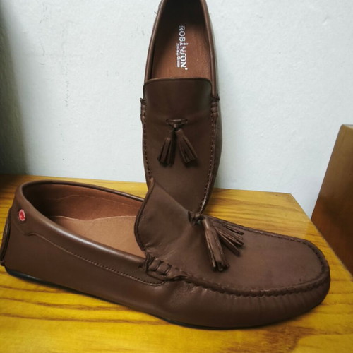 Robinson Brown Leather Moccasins Size 41 New