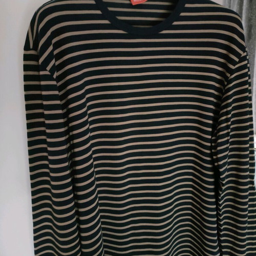T-shirt Hugo Boss medium long sleeve like new, black and beige