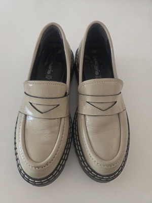 Tamaris Leather Platform Loafers like new, beige, size 38