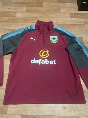 Puma Burnley Mens Zip Fleece like new, size XL