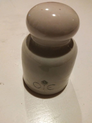 Porcelain supports used, set of 2 pieces