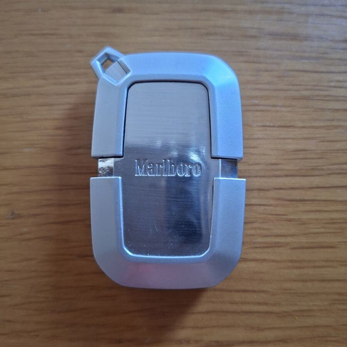 Marlboro Metal Pocket Lighter like new, collectible