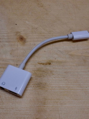 SGL Lightning to 3.5mm and Lightning adapter for iPhone, like new