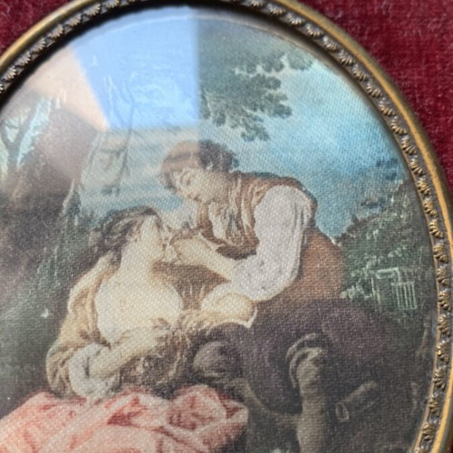 Metal frame with velvet used, romantic fabric print 1950