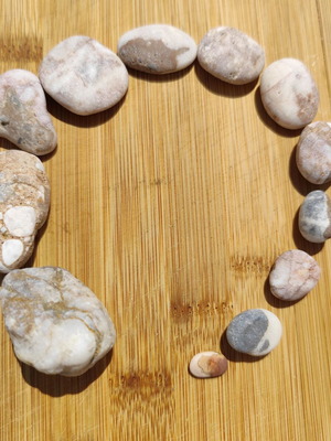 Natural Aegean Pebbles Collection - Pink & White Quartz, 13 pcs