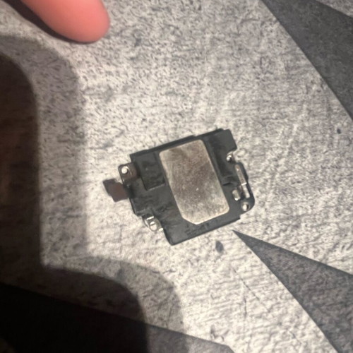 Iphone 11 Pro Max speaker used, like new without issues