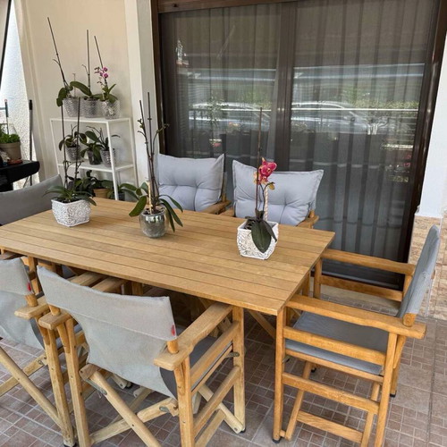 Dining table with six chairs like new, wood, 1.60x0.80 m