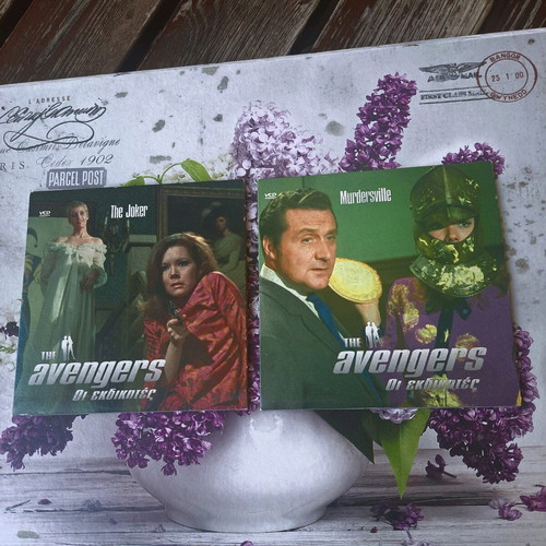 The Avengers DVD like new, pack of 6, adventure with subtitles