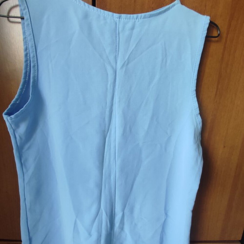 Blouse top size S like new, turquoise