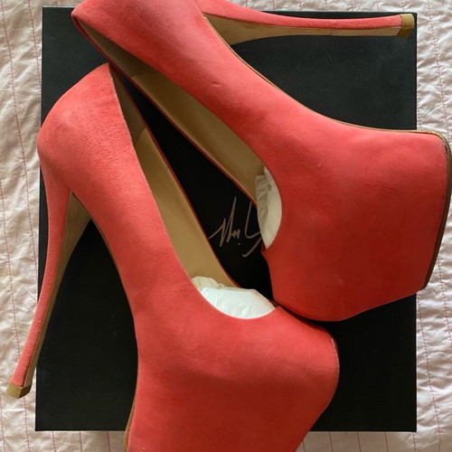 Giuseppe Zanotti orange pumps like new, size 38