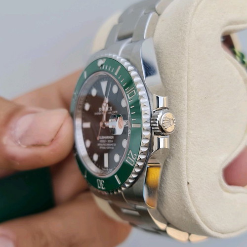 Rolex Submariner 126610LV used complete set 2022