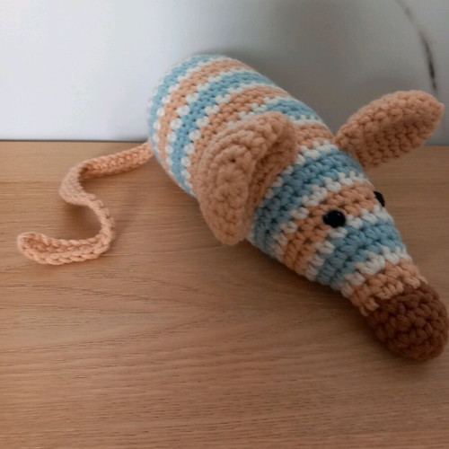 Knitted mouse doll 20 cm new, cotton yarn