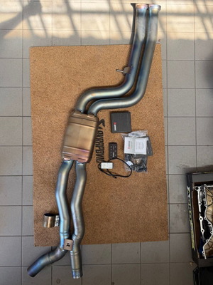 Akrapovic Evolution Link Pipe μεταχειρισμένος για M2 Competition CS (F87N)