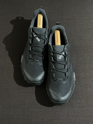 The North Face M Offtrial Hike Gore-Tex shoes new, size 48, black