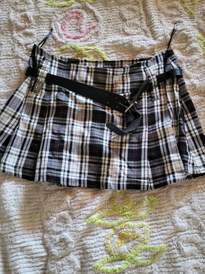 Paranoia Mini Skirt Like New, Checked Black and White