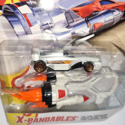 Hot Wheels Team Diecast Land X-Pandable Car new