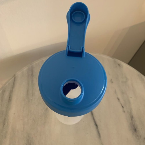 Tupperware shaker 600 ml new