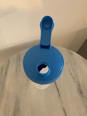 Tupperware shaker 600 ml new