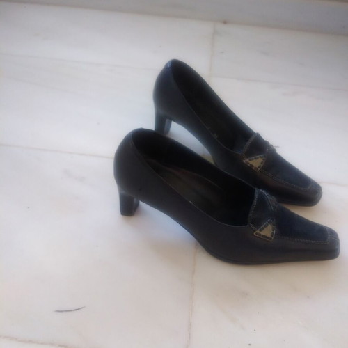 Leather pumps like new, orthopedic, size 38.5, black, German made