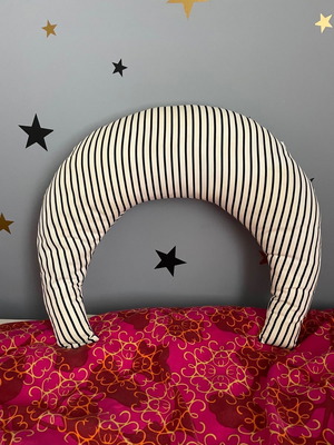 Nursing pillow used with removable fabric