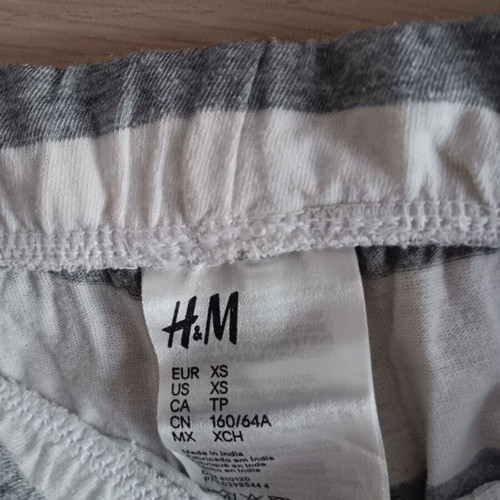 H&M women's pajamas used, size XS, white and orange