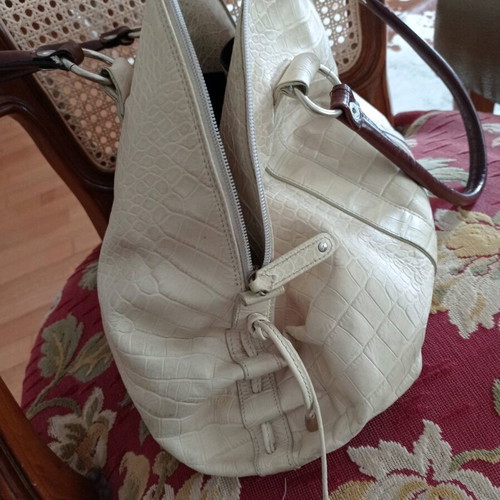 Armani authentic bag like new, large practical size