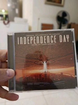 Independence Day CD like new