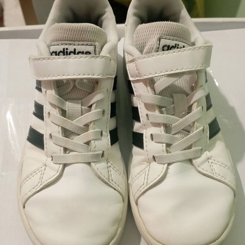 Adidas kids sports shoes used, size 31