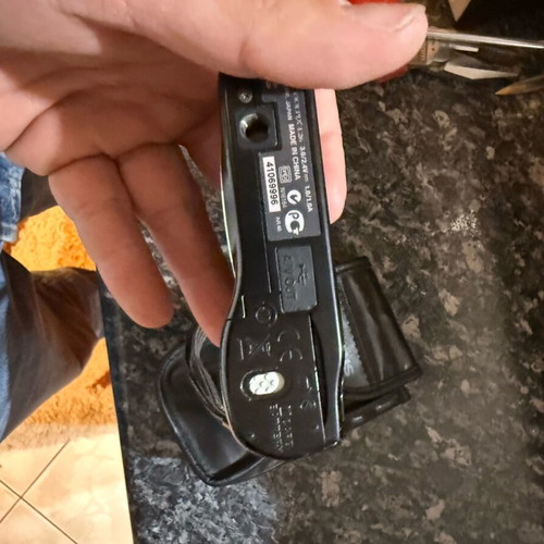Nikon video camera like new with leather case
