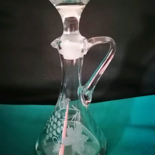Crystal decanter