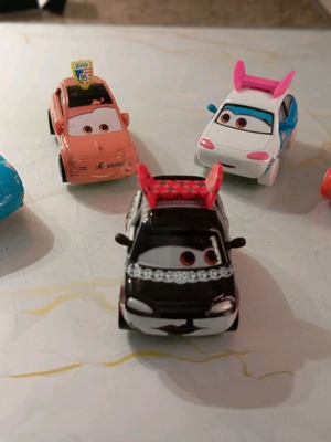 Cars McQueen toy set like new