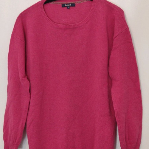 Wool sweater pink fuchsia used 100% softwool knit