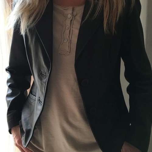 Betty Flowers leather jacket black, like new, size 44